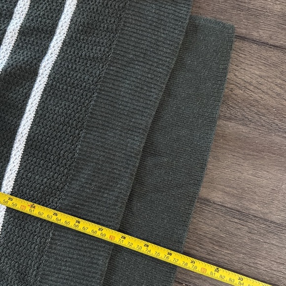 OLD NAVY  stripes Sweater size M - Picture 7 of 8